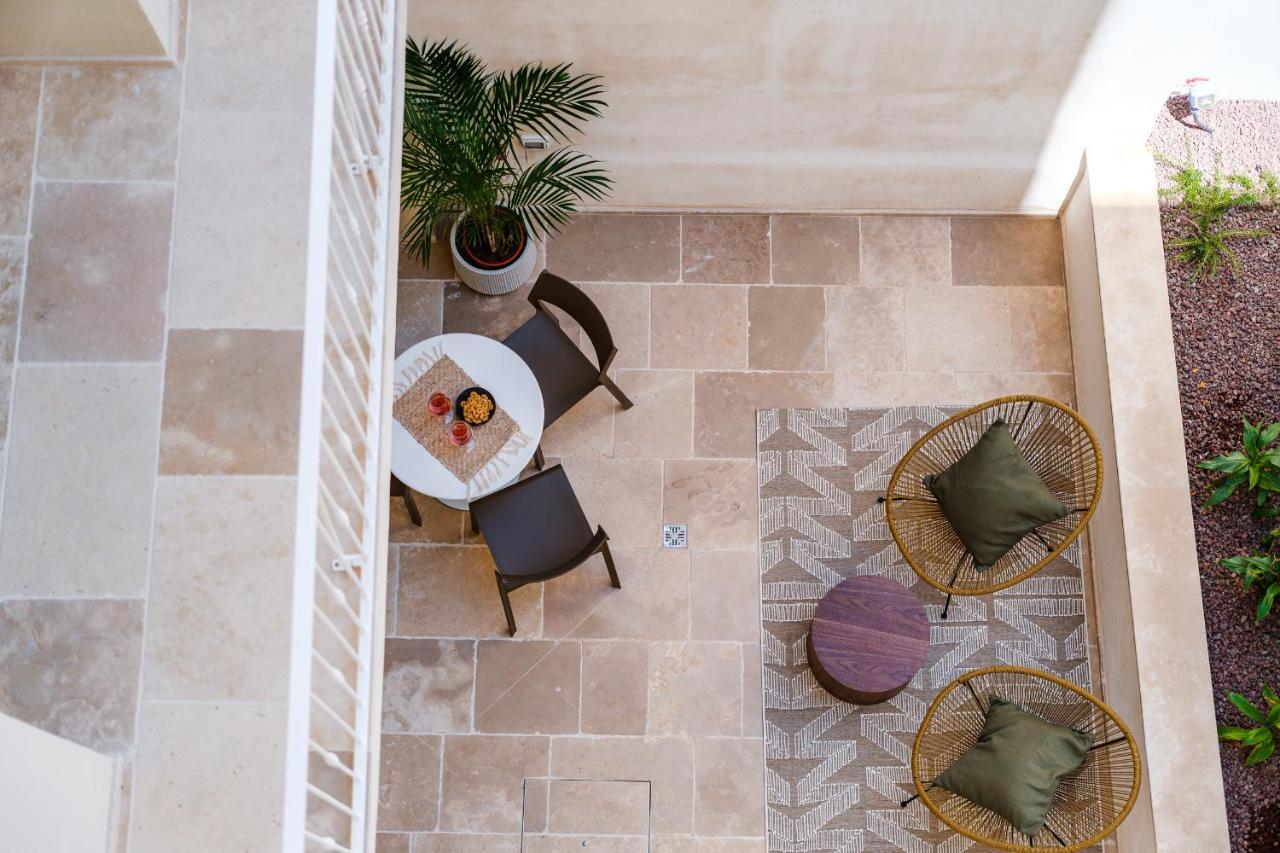 Helloapulia Charming Palazzo Clemente - Self-Catering Suites With Aircondition Monopoli Exterior foto