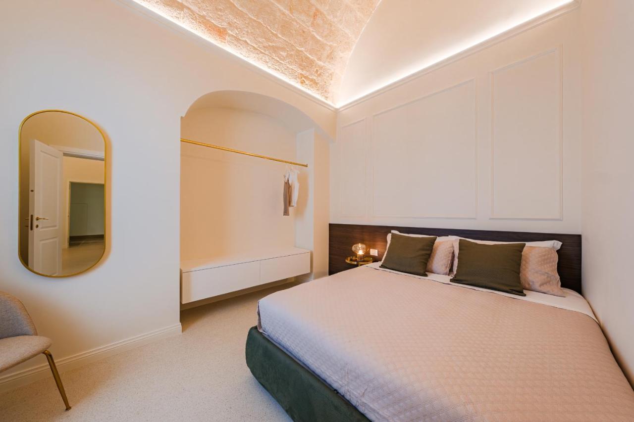 Helloapulia Charming Palazzo Clemente - Self-Catering Suites With Aircondition Monopoli Exterior foto