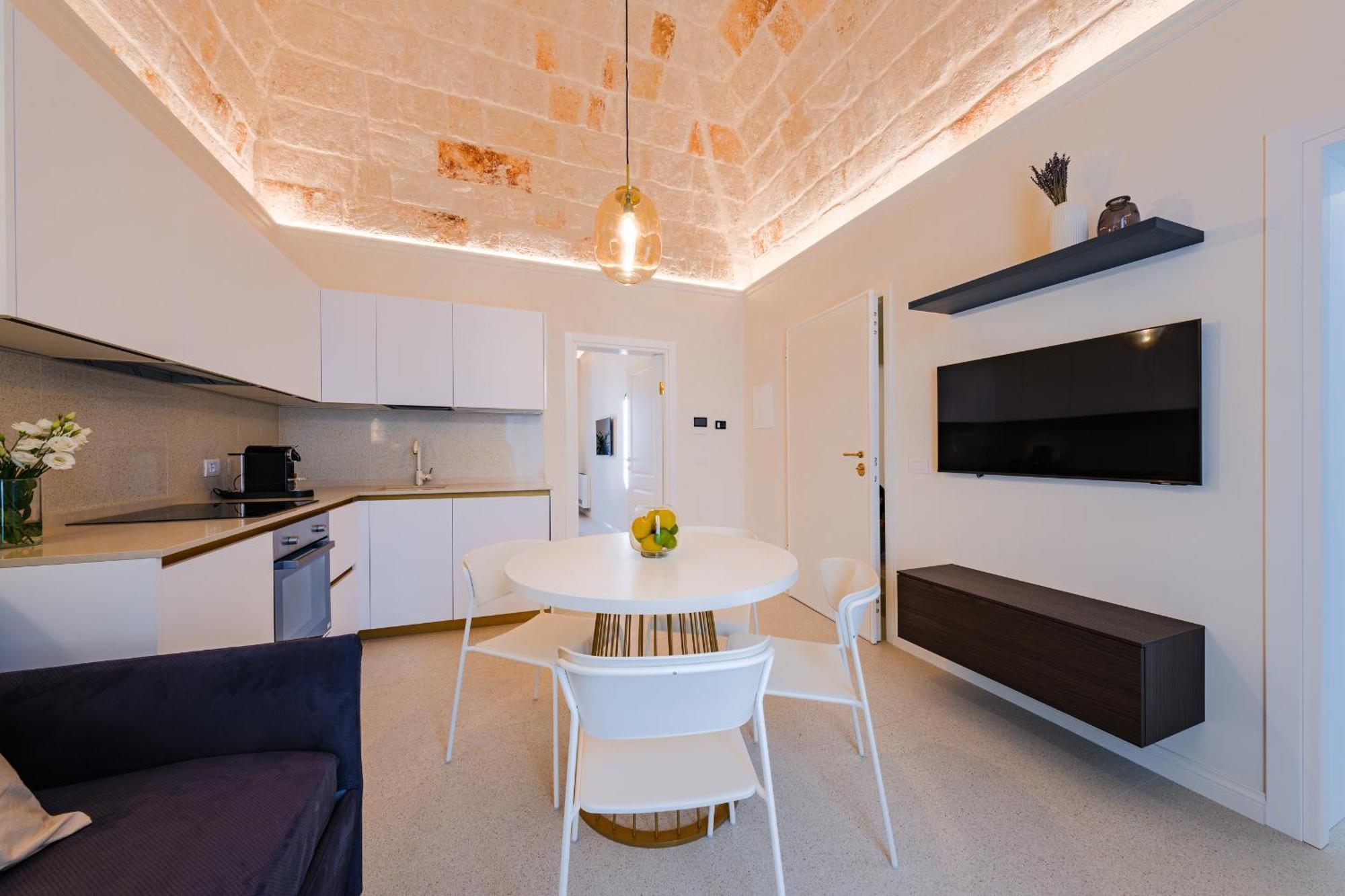 Helloapulia Charming Palazzo Clemente - Self-Catering Suites With Aircondition Monopoli Exterior foto